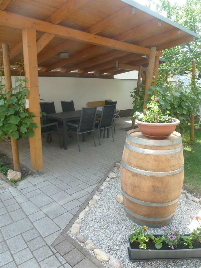 Ferienwohnungen&weingut Kroiss Silvia Illmitz